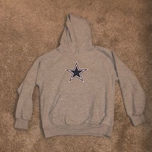 Gray Cowboys sweatshirt